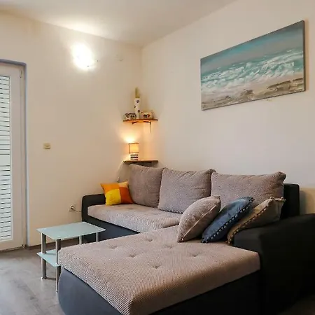 Appartement Marinela *