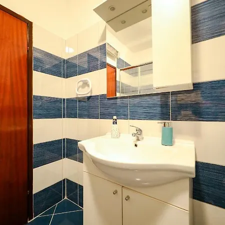 Appartement Marinela *