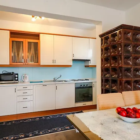 Appartement Marinela *