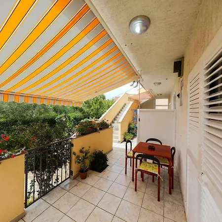 Apartment Marinela